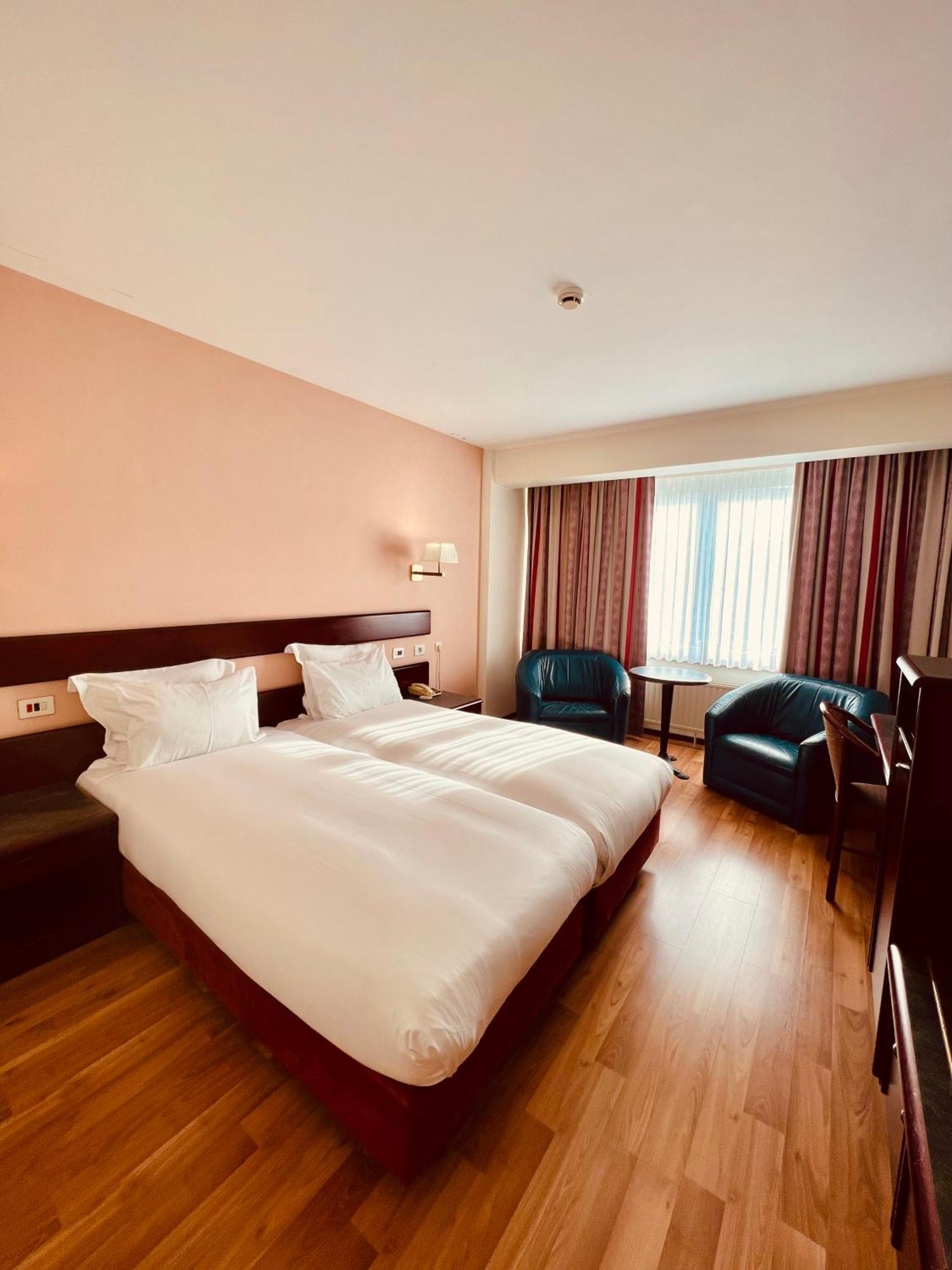 Bedford Hotel Bruxelles Esterno foto